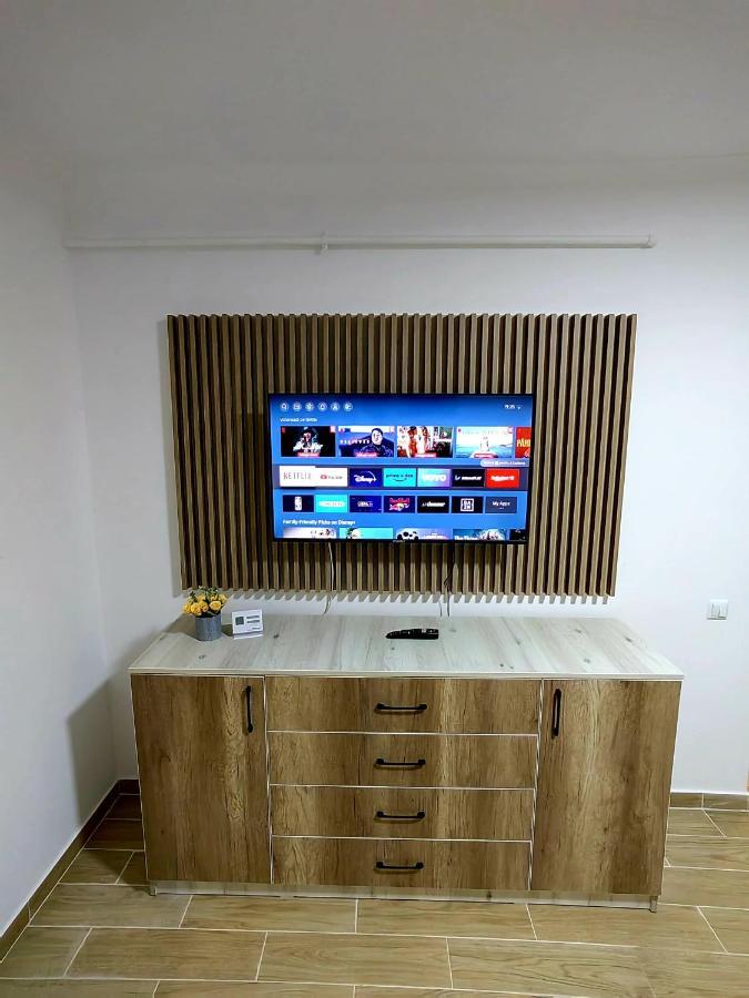 Militari Luxury Flat Lejlighed Roşu Eksteriør billede