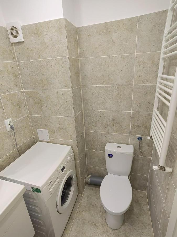 Militari Luxury Flat Lejlighed Roşu Eksteriør billede